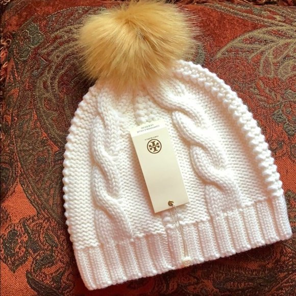 BN TORY BURCH LARGE CABLE KNIT POM HAT NWT